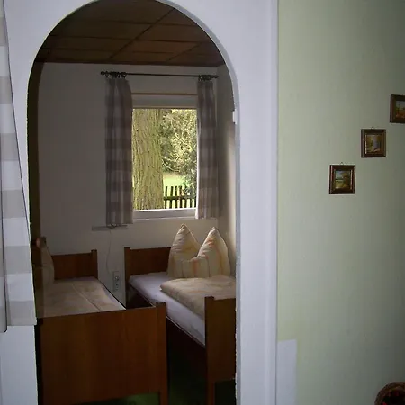 Dom wakacyjny Kemberg-kleines Haus Am Wald Kemberg